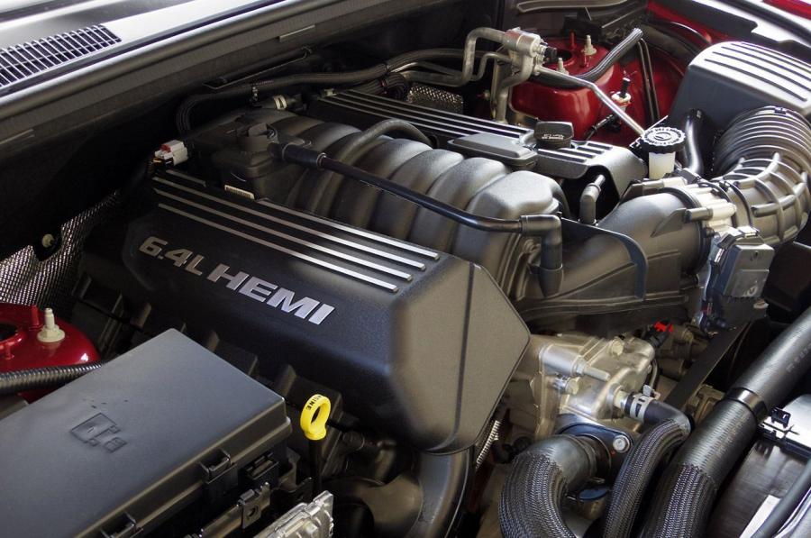  Jeep Grand Cherokee SRT8 2014 года  (фото 64 из 73)
